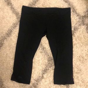 Under armor crop leggings